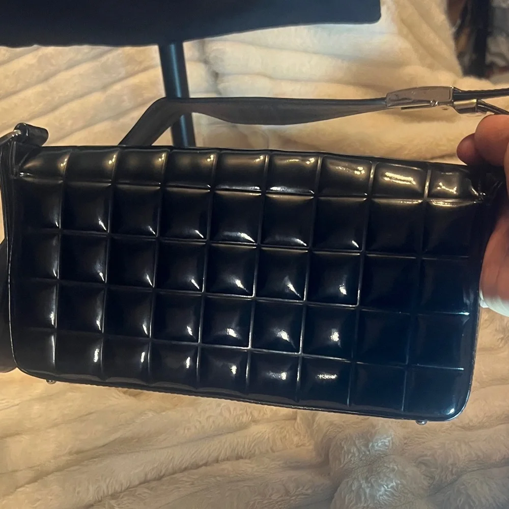 🖤 Authentic Vintage CHANEL Chocolate Bar Flap Bag 🖤 - Picture 6 of 16